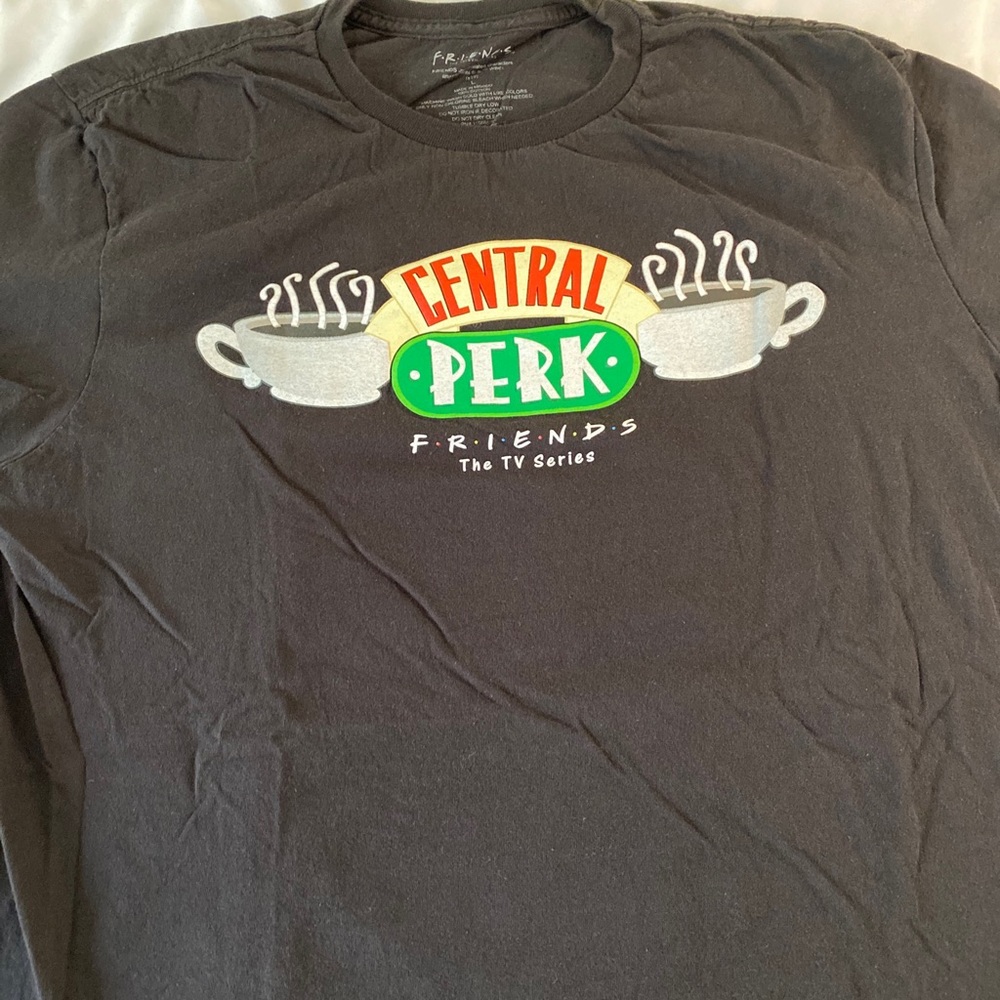 FRIENDS The Television Series Central Perk Black T-shirt Womens L